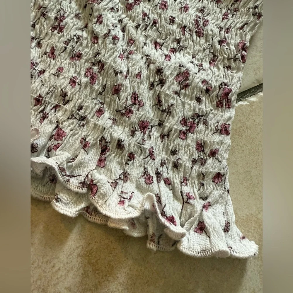 Floral Ruffled Tank Top - Picture 4 of 8